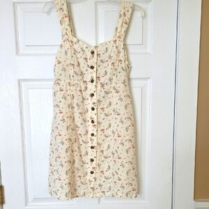 American Eagle Outfitters Cream Floral Dress Size Medium. Lined.